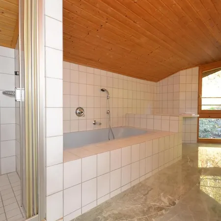 Haus Thumersbach - By Alpen Целль-ам-Зеє